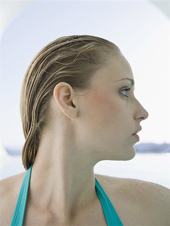 simsearch:640-02774951,k - Profile of woman in bathing suit with wet hair Stock Photo - Premium Royalty-Free, Code: 640-02774961