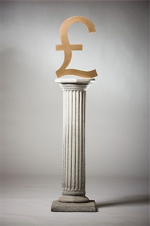 pedestal - pound symbol on a pedestal Stock Photo - Premium Royalty-Free, Code: 640-02947714