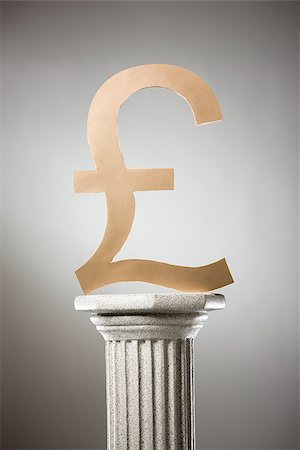 pedestal - pound symbol on a pedestal Stock Photo - Premium Royalty-Free, Code: 640-02947711