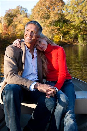 Couple sitting in canoe Stock Photo - Premium Royalty-Free, Code: 640-03255864