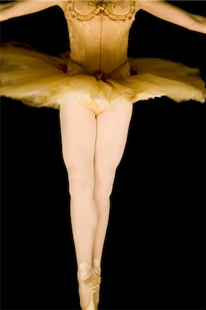 Ballet dancer Stock Photo - Premium Royalty-Free, Code: 640-03257758