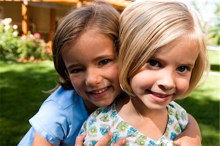 simsearch:640-03263432,k - Two girls outside Stock Photo - Premium Royalty-Free, Code: 640-03259322