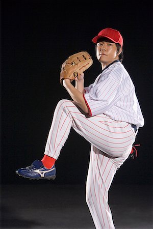 full body cast - a male softball player Stock Photo - Premium Royalty-Free, Code: 642-02005746