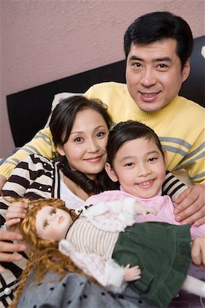 simsearch:642-02005954,k - a family lying on the bed Stock Photo - Premium Royalty-Free, Code: 642-02006151