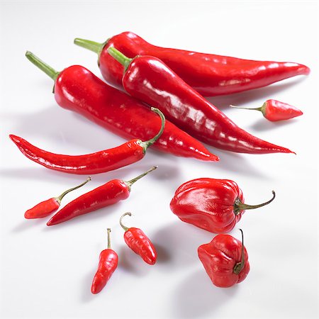 simsearch:659-07029044,k - Red pointed peppers, mini peppers, chilli peppers and piri-piri Stock Photo - Premium Royalty-Free, Code: 659-06154324