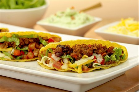 southwestern - Tacos with chilli con carne Stock Photo - Premium Royalty-Free, Code: 659-06154384