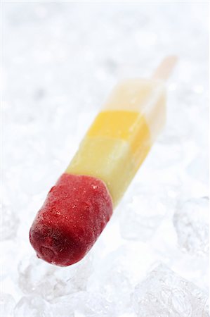 simsearch:659-08418689,k - Ice lolly Stock Photo - Premium Royalty-Free, Code: 659-06154737