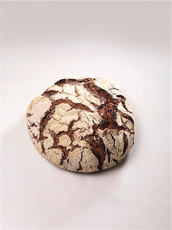 rye bread - Rye bread Stock Photo - Premium Royalty-Free, Code: 659-06155738