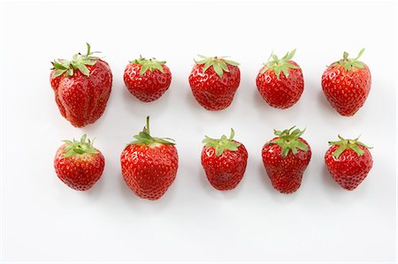 strawberries - Ten strawberries Stock Photo - Premium Royalty-Free, Code: 659-06151881