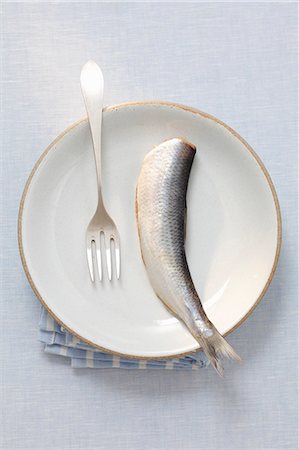 simsearch:659-03535097,k - A herring on a plate Foto de stock - Sin royalties Premium, Código: 659-06151966