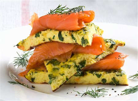 egg dish - Basil omelette with smoked salmon Stock Photo - Premium Royalty-Free, Code: 659-06152208