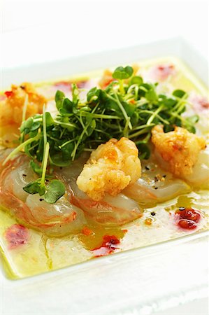 simsearch:659-06901043,k - Raw and fried crayfish on a lime and chilli marinade with cress salad (Asia) Stock Photo - Premium Royalty-Free, Code: 659-06152582