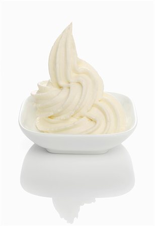 Vanilla yogurt ice cream Stock Photo - Premium Royalty-Free, Code: 659-06153197