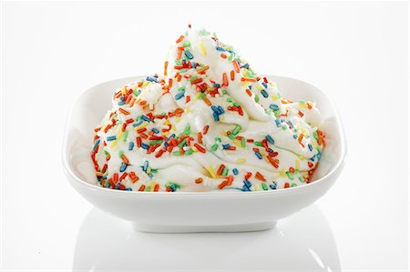 sprinkles - Yogurt ice cream garnished with sugar strands Stock Photo - Premium Royalty-Free, Code: 659-06153201