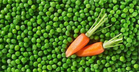 Frozen peas and fresh carrots Stock Photo - Premium Royalty-Free, Code: 659-06153671