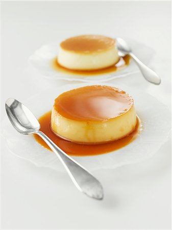 Crème caramel Photographie de stock - Premium Libres de Droits, Code: 659-06184022
