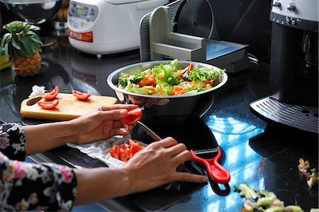 Salad being prepared Stock Photo - Premium Royalty-Free, Code: 659-06184776