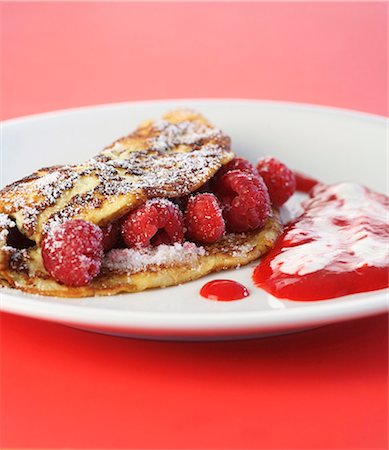 Viennese raspberry omelette Stock Photo - Premium Royalty-Free, Code: 659-06185273
