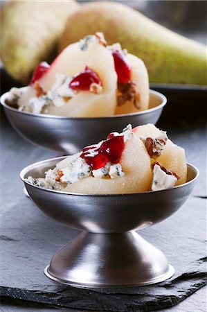 simsearch:659-07597225,k - Pears with blue cheese, walnuts and cranberries Stock Photo - Premium Royalty-Free, Code: 659-06186162