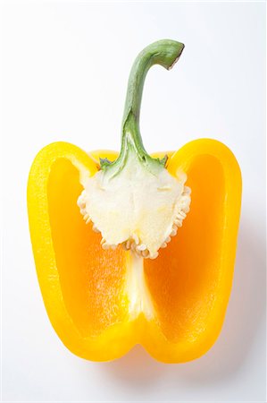 simsearch:659-07029044,k - Half a yellow pepper Stock Photo - Premium Royalty-Free, Code: 659-06186840