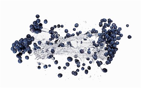 Blueberries and a splash of water Stock Photo - Premium Royalty-Free, Code: 659-06187086