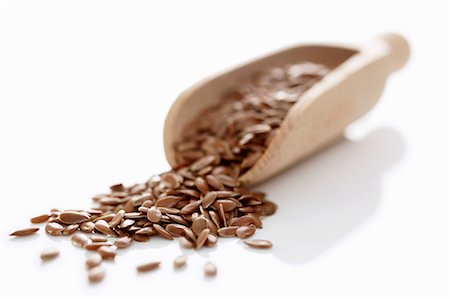 simsearch:659-07027144,k - Flax seeds on a wooden scoop Stock Photo - Premium Royalty-Free, Code: 659-06183675