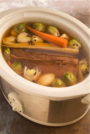 dispenser - Beef soup with meat and vegetables Stock Photo - Premium Royalty-Free, Code: 659-06183918