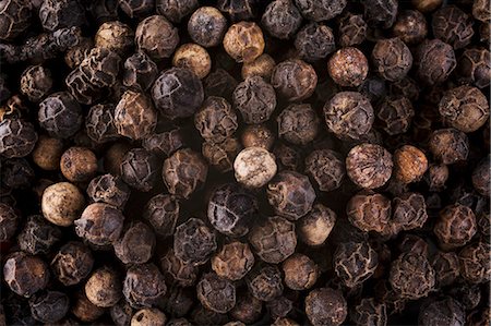 spices - Pepper corns (close-up) Stock Photo - Premium Royalty-Free, Code: 659-06183910