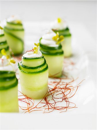 Cucumber rolls on saffron Stock Photo - Premium Royalty-Free, Code: 659-06306923