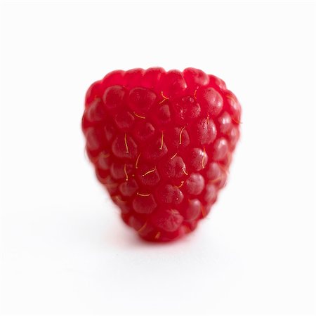raspberry - A raspberry Stock Photo - Premium Royalty-Free, Code: 659-06372461