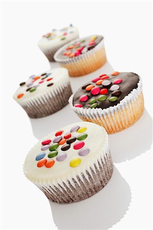 simsearch:659-06903190,k - Colourful cupcakes Stock Photo - Premium Royalty-Free, Code: 659-06372691
