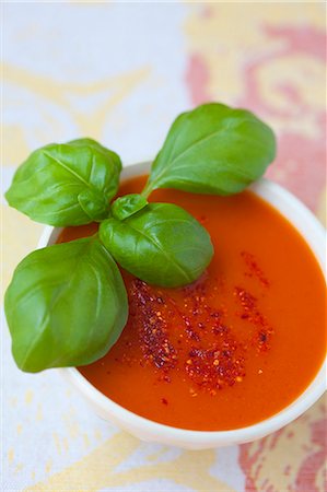 simsearch:659-06373046,k - Tomato soup with espelette chilli powder Stock Photo - Premium Royalty-Free, Code: 659-06373742