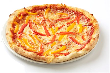 simsearch:659-07029044,k - A Pizza Margherita topped with peppers Stock Photo - Premium Royalty-Free, Code: 659-06494224