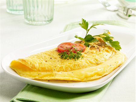 egg dish - A cheese omelette Stock Photo - Premium Royalty-Free, Code: 659-06495047
