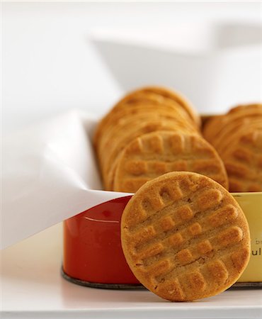 Peanut butter biscuits Photographie de stock - Premium Libres de Droits, Code: 659-06495351