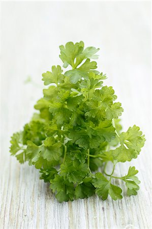 parsley - Fresh parsley Stock Photo - Premium Royalty-Free, Code: 659-06495534