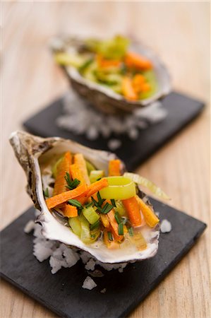 stuffing - Oysters filled with vegetables Stock Photo - Premium Royalty-Free, Code: 659-06495803
