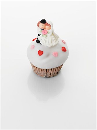 figura - A wedding cupcake Stock Photo - Premium Royalty-Free, Code: 659-06493786