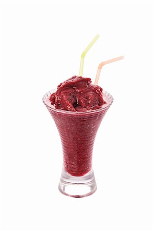 A blackberry ice cream shake Photographie de stock - Premium Libres de Droits, Code: 659-06493954