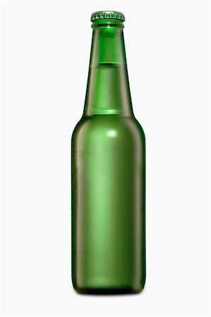 sellado - Beer in a Green Bottle on a White Background Foto de stock - Sin royalties Premium, Código: 659-06671370