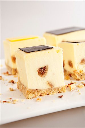 simsearch:659-06185283,k - Several pieces of cheesecake Stock Photo - Premium Royalty-Free, Code: 659-06901040