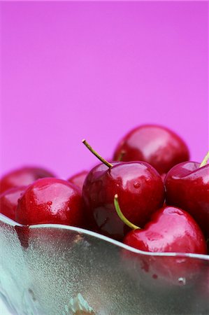 simsearch:659-07597339,k - Fresh Cherries in a Glass Bowl Stock Photo - Premium Royalty-Free, Code: 659-06901428