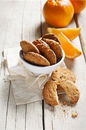Orange biscuits Stock Photo - Premium Royalty-Free, Code: 659-06902016