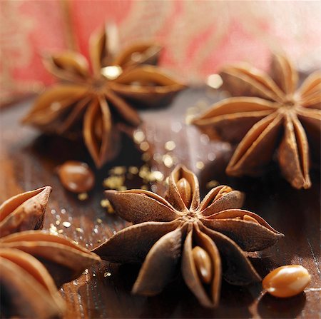spices - Star anise Stock Photo - Premium Royalty-Free, Code: 659-06902513