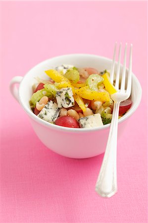 Bean salad with celery, peppers, grapes and blue cheese Stock Photo - Premium Royalty-Free, Code: 659-06902742