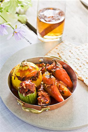 stuffed - Courgettes and peppers stuffed with minced meat Stock Photo - Premium Royalty-Free, Code: 659-06902959