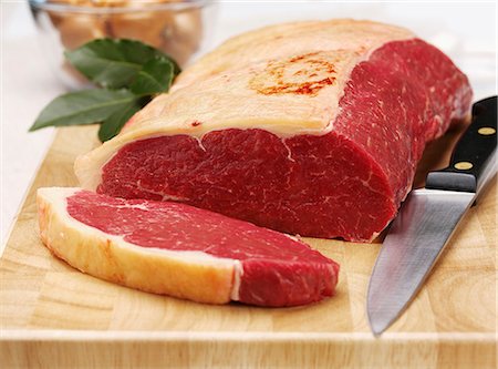 Sirloin of beef Stock Photo - Premium Royalty-Free, Code: 659-06903110