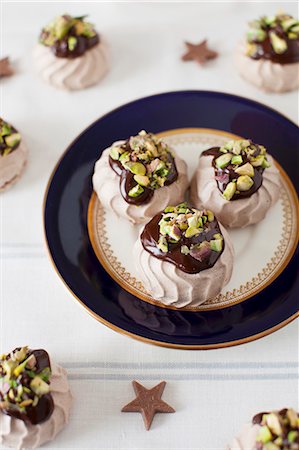 pistachio - Orange-Chocolate Covered Meringues with Pistachios Stock Photo - Premium Royalty-Free, Code: 659-07028017