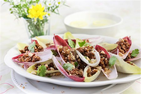 Thai dish of seasoned pork in salad leaves Stock Photo - Premium Royalty-Free, Code: 659-07028231