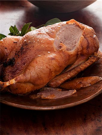 simsearch:659-01857024,k - Roast goose, partly sliced Stock Photo - Premium Royalty-Free, Code: 659-07028704